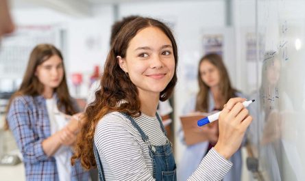 középiskolai felvételire való felkészítés